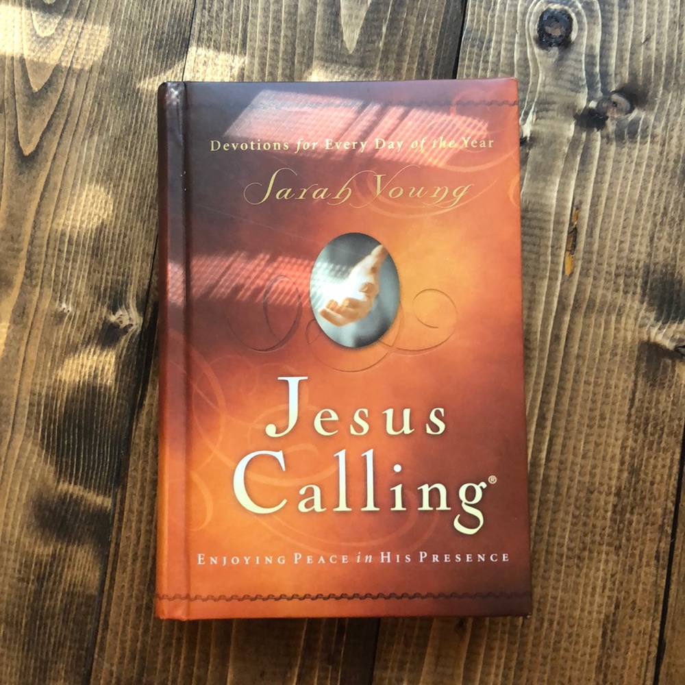 ‘’Jesus Calling’ Sarah Young Devotional Book